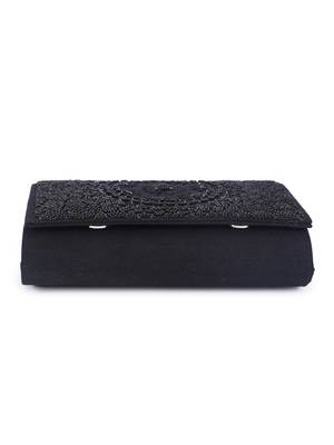 Self embroidery clutch 4