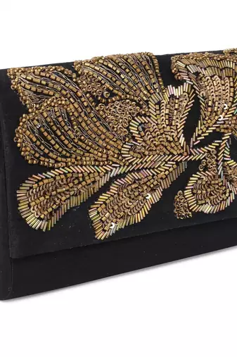 Blazing black clutch