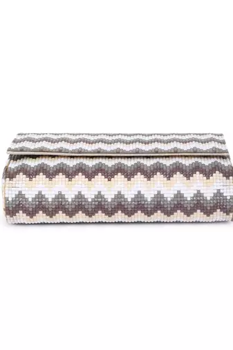 Chevron clutch