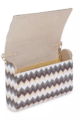 Chevron clutch
