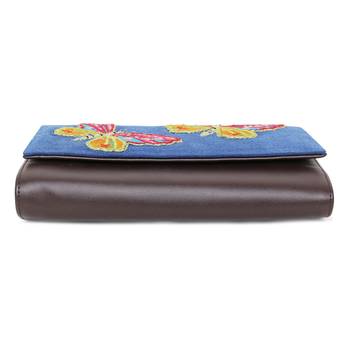 Duo butterfly clutch 4