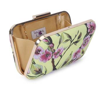 Frangipani clutch 3