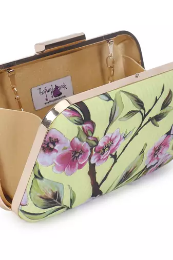 Frangipani clutch