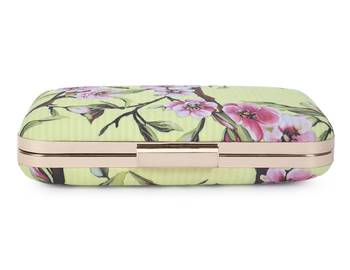 Frangipani clutch 4