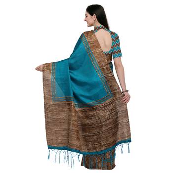 Green Printed Silk Saree With Blouse 2