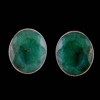 4.60 Gms Silver With Emerals Simple Earrings 1