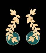 Green Onyx And Gold Stylish Earrings