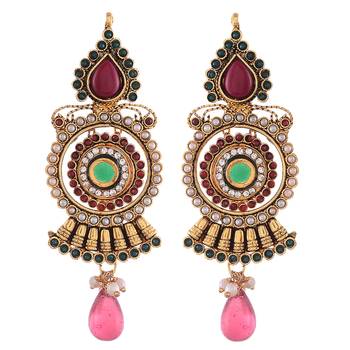 Golden Kundan And Onyx Exquisite Earrings 1
