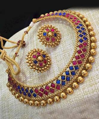 Multicolor necklaces 1