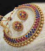 Multicolor necklaces