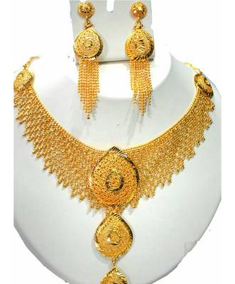 Gold necklaces 1