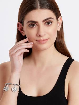 Zerokaata Chunky Floral Oxidized Silver Charm Bracelet 5