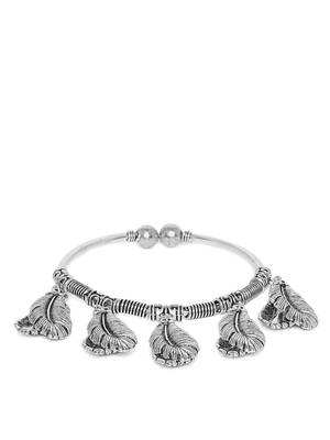 Zerokaata Cut Work Leaves Oxidized Silver Charm Bracelet 2