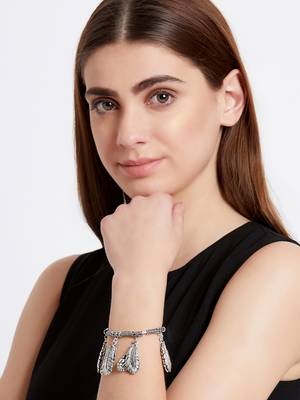 Zerokaata Cut Work Leaves Oxidized Silver Charm Bracelet 5