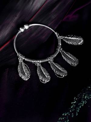 Zerokaata Cut Work Leaves Oxidized Silver Charm Bracelet 1