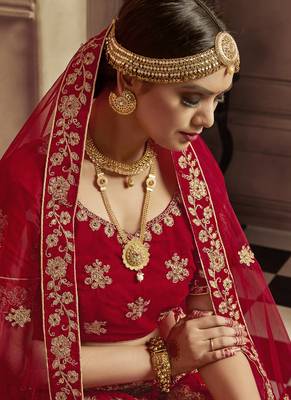 Maroon Thread Embroidery Velvet Semi Stitched Lehenga With Dupatta 3