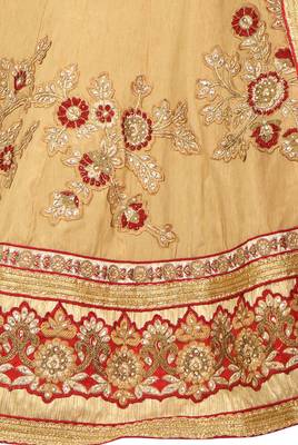Beige Embroidered Silk Semi Stitched Lehenga With Dupatta 4