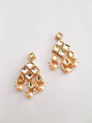 Sqaure Kundan Earring 1