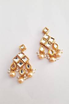 Sqaure Kundan Earring