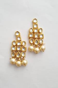 Kundan Suhani Earring