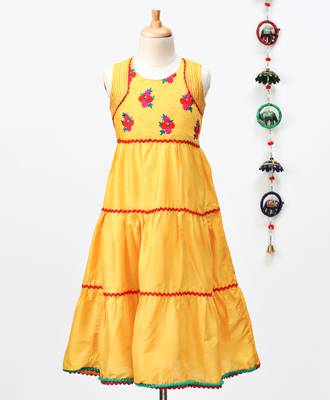 Yellow embroidered polyester kids-tops 1