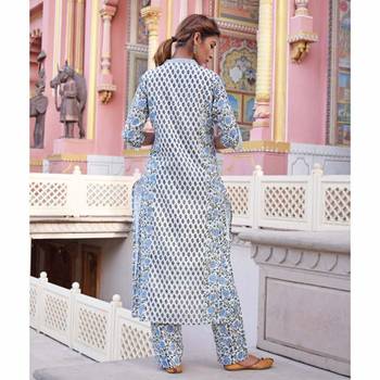 Set of Multi print Kurta with Pants 4