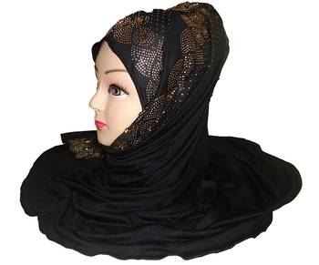 Black Plain Cotton Hijab 2