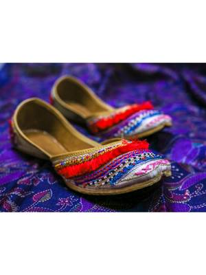 House of Miss Match Rainbow Juttis 1