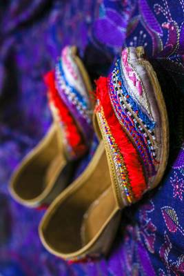 House of Miss Match Rainbow Juttis 4