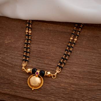 Black beads mangalsutra with cap (7+1) with single vati one gram gold 1