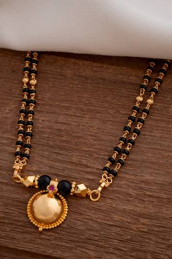 Black beads mangalsutra with cap (7+1) with single vati one gram gold