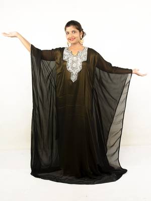 Black embroidered georgette islamic kaftans 1