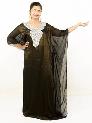 Black embroidered georgette islamic kaftans 1