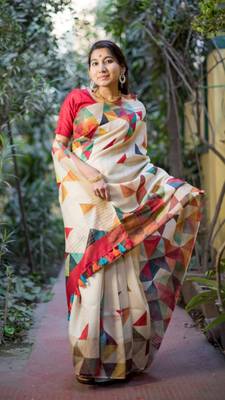 Multicolor Linen Digital Print Saree With Blouse 2
