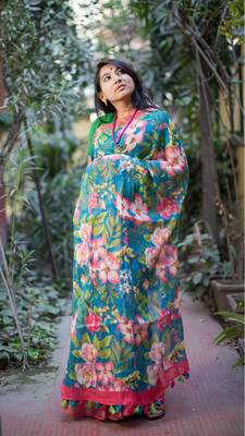Multicolor Linen Digital Print Saree With Blouse 3
