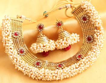 Lovely Antique Red Pearl Cluster Choker Necklace Set  1