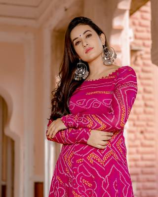 pink embroidered Crepe Silk kurtis 3