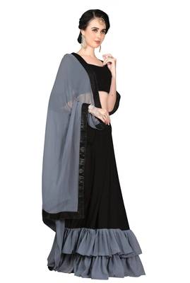 Grey plain georgette ruffle saree with blouse 2