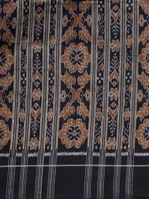 grey hand woven cotton saree 3