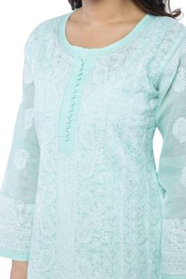 Sea Green Embroidered Cotton Chikankari Kurti 4
