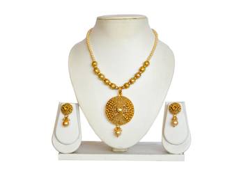 Polki Stone Pendal With Earrings 1