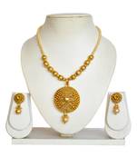 Polki Stone Pendal With Earrings