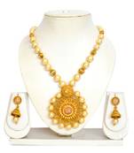 Polki Stone Pendal With Earrings