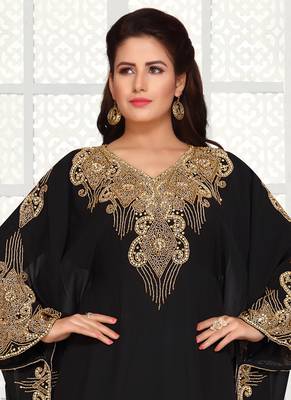 Black embroidered georgette islamic kaftans 4