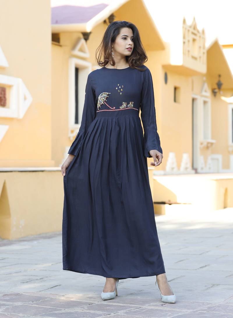 Slub Rayon Flared Kurti With Umbrella Hand Work