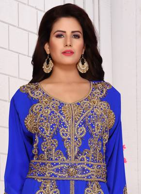 Blue embroidered georgette islamic kaftans With Sun-proof hijab 4