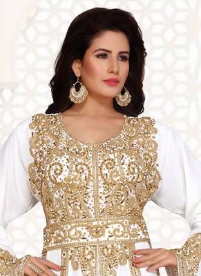 White embroidered georgette islamic kaftans With Sun-proof hijab 4