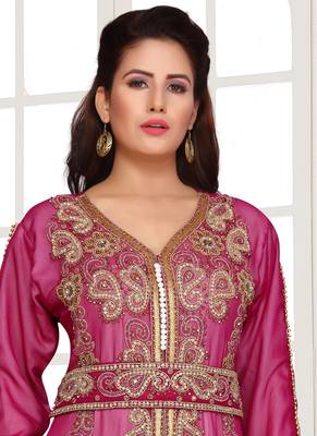 Purple embroidered georgette islamic kaftans With Sun-proof hijab 3