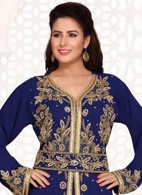 Blue embroidered georgette islamic kaftans With Sun-proof hijab 4