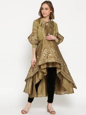 Gold High Low Kurta with Gold Floral Print and voluminous sleeves. 3